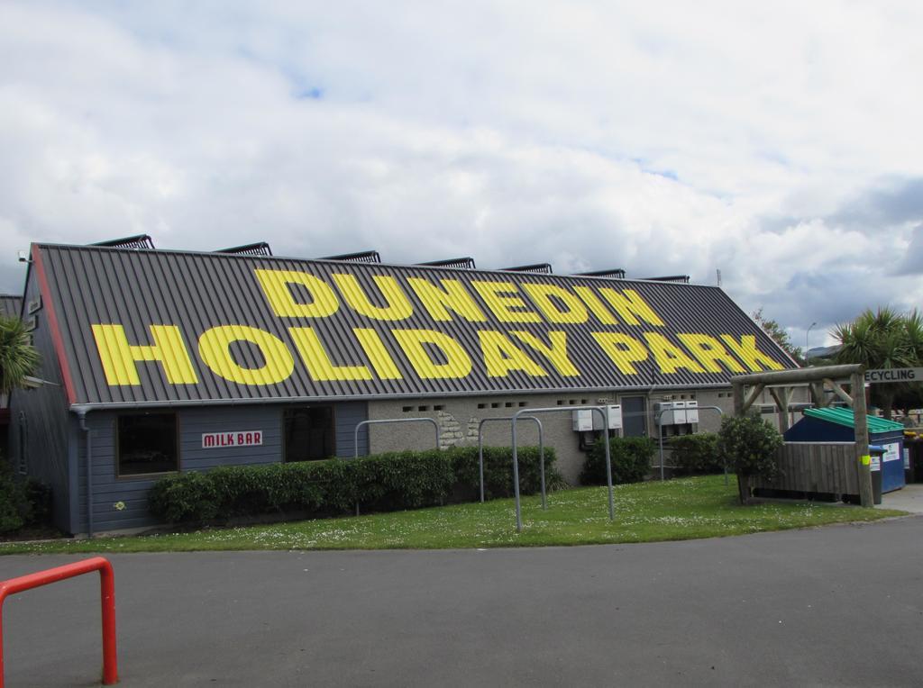 Dunedin Holiday Park Bagian luar foto