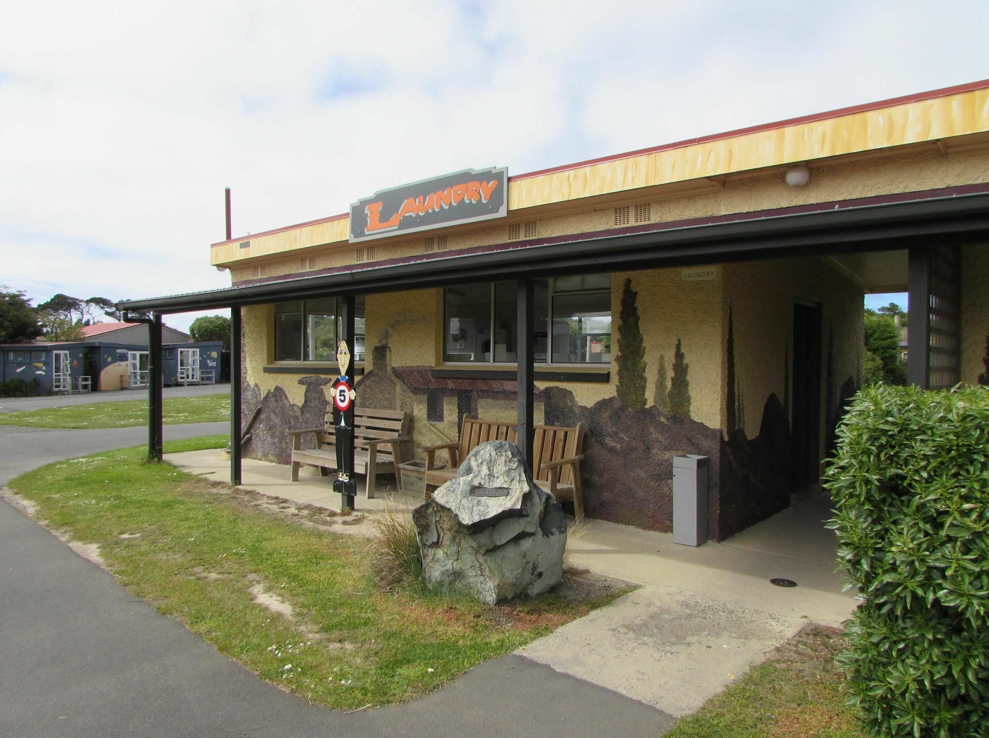 Dunedin Holiday Park Bagian luar foto