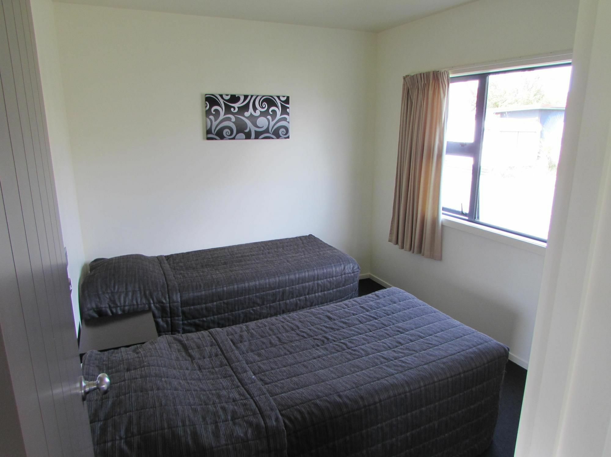 Dunedin Holiday Park Bagian luar foto